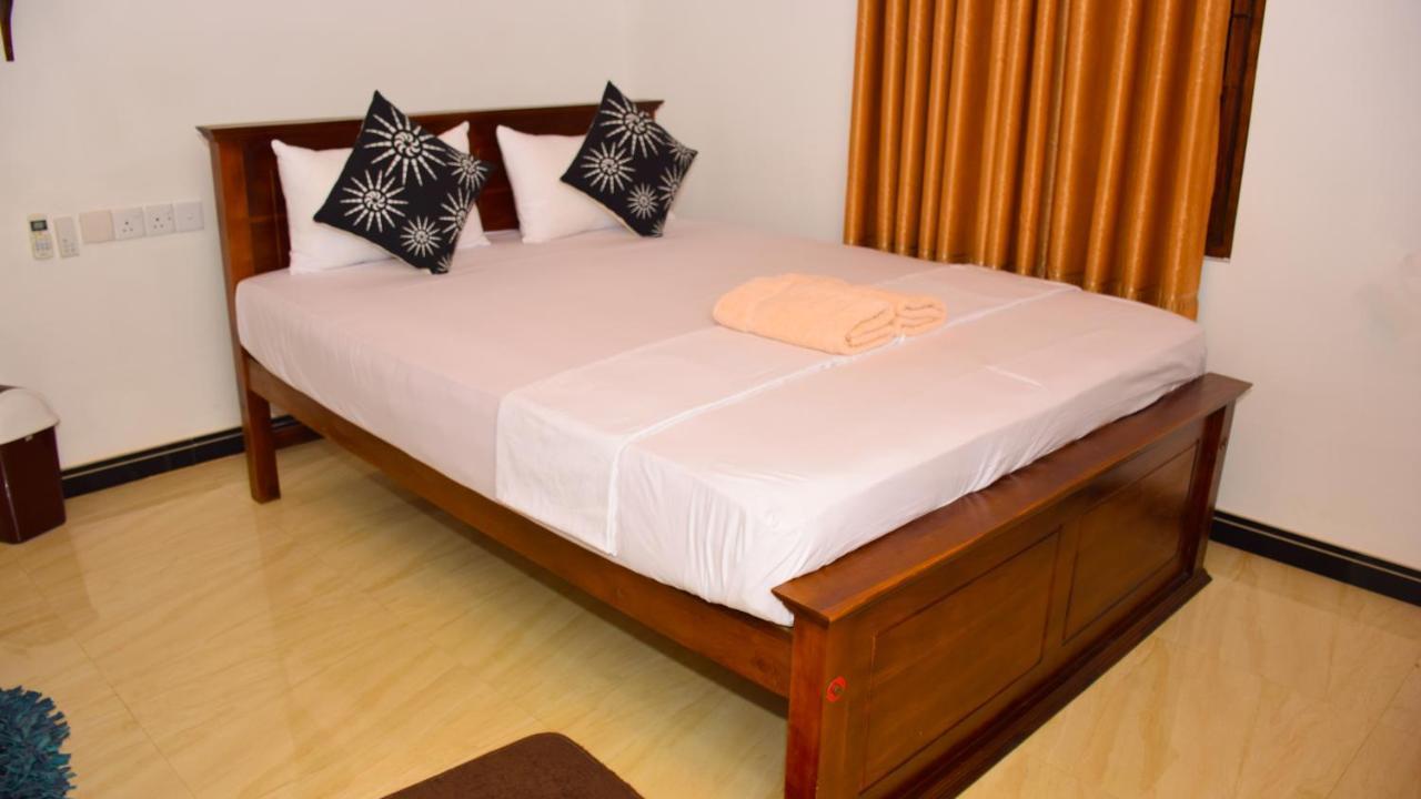Vihangi Guesthouse Dambulla Luaran gambar
